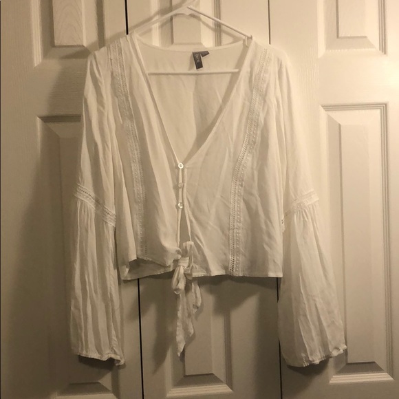 Size 12 White Long Sleeve Flowing Crop Top - Picture 3 of 3
